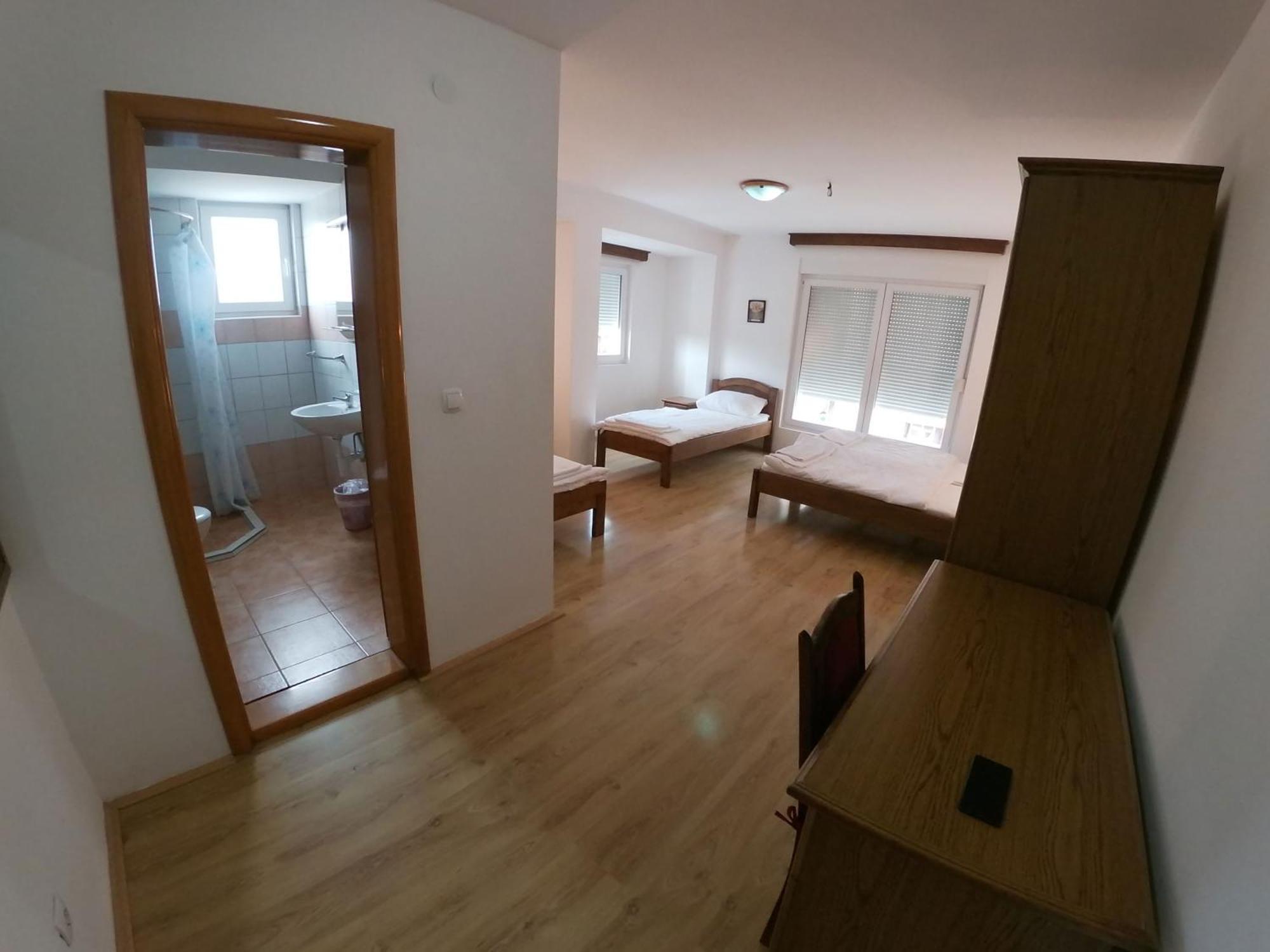 Hotel Bagaric -Ispod Brda Ukazanja Adress Kraljice Mira 56 Bijakovci Medugorje المظهر الخارجي الصورة