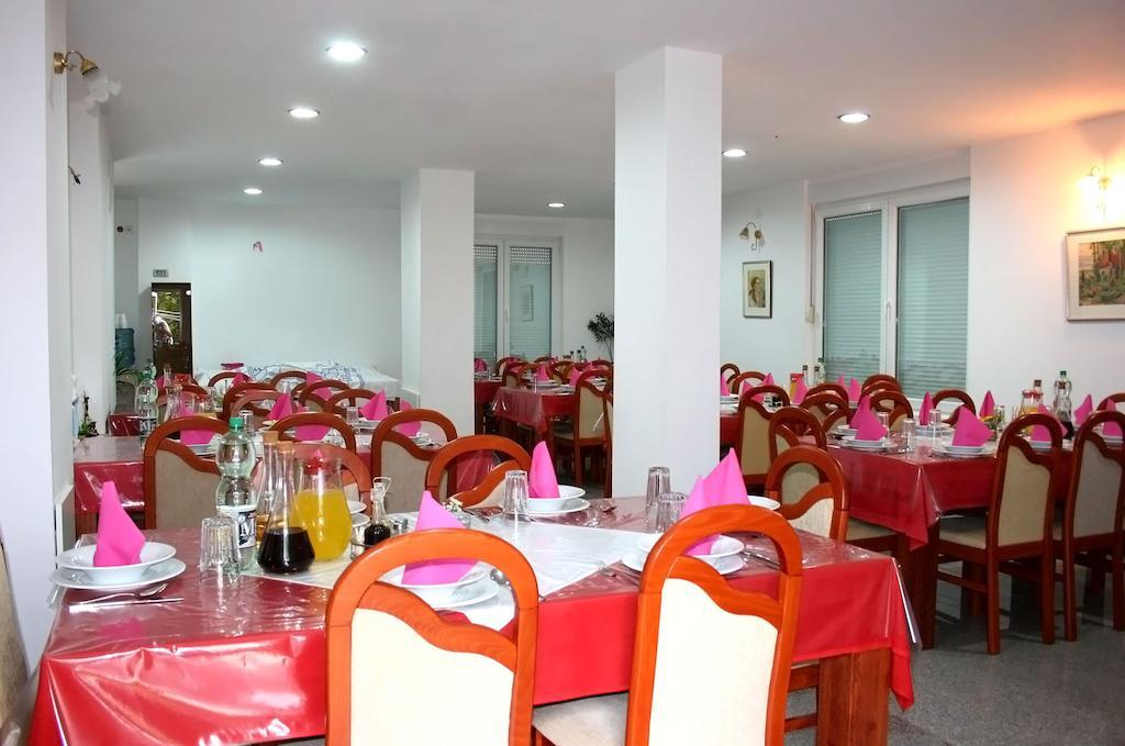 Hotel Bagaric -Ispod Brda Ukazanja Adress Kraljice Mira 56 Bijakovci Medugorje المظهر الخارجي الصورة